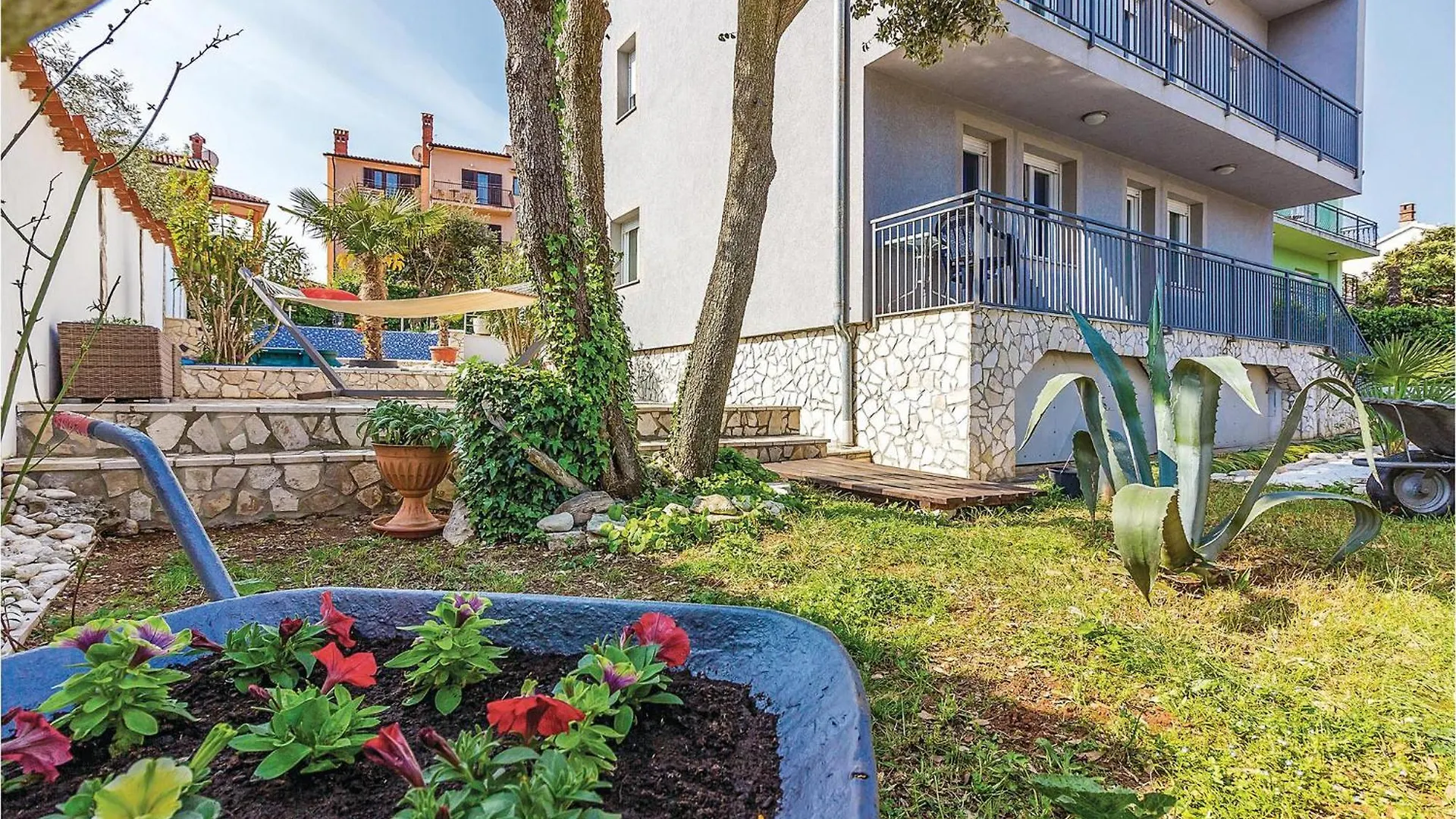 1 Bedroom Amazing Apartment In Banjole Croatia